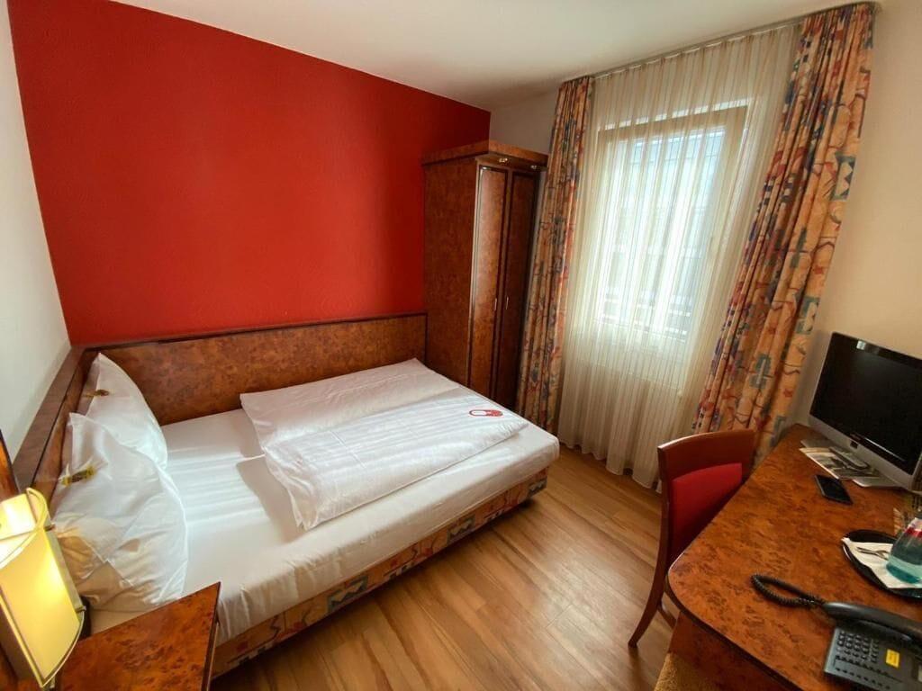 Hotel Miramar Am Roemer Франкфурт-на-Майні Екстер'єр фото