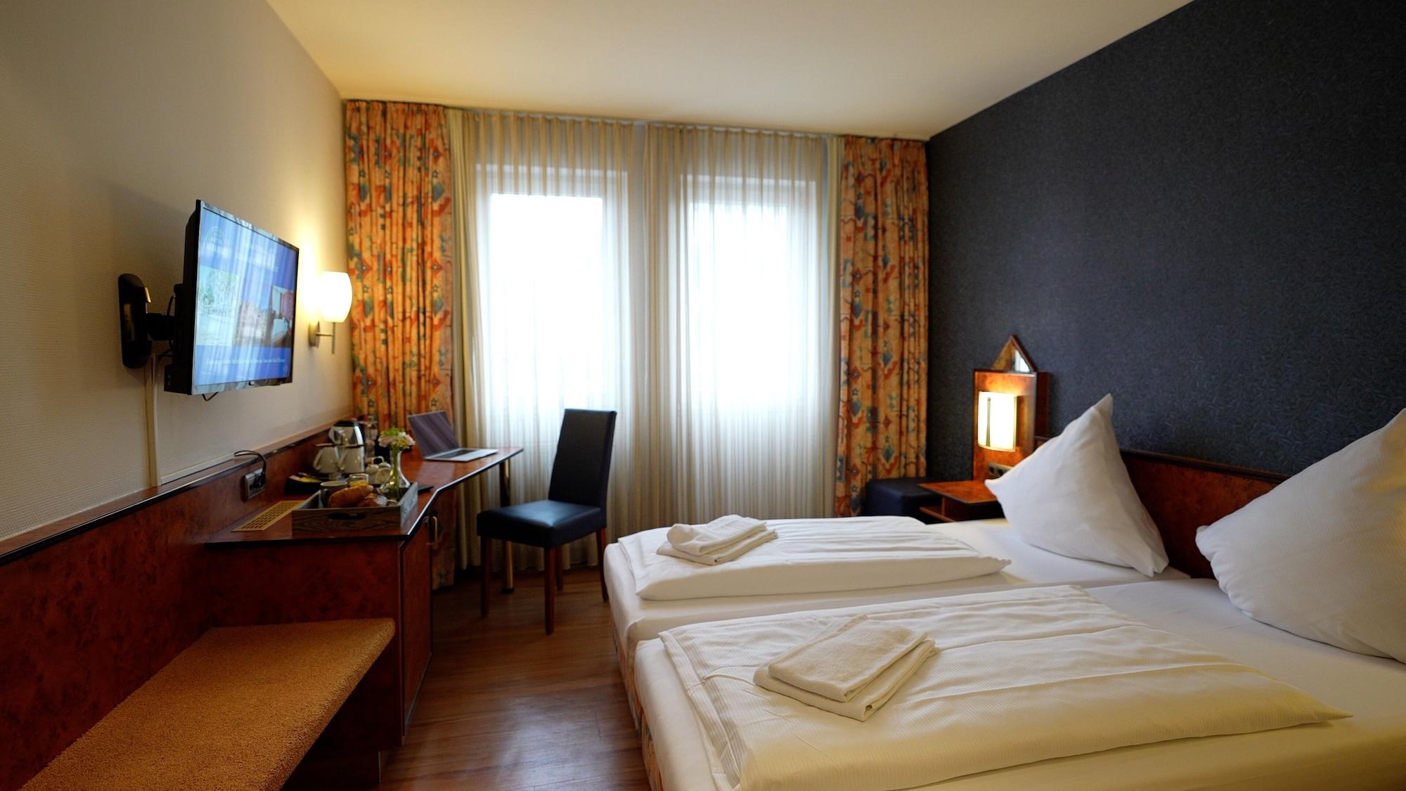 Hotel Miramar Am Roemer Франкфурт-на-Майні Екстер'єр фото